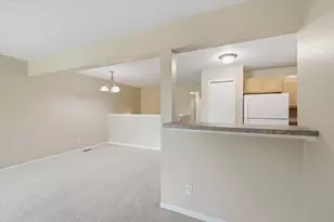 2910 N Signature Blvd, Ann Arbor, MI 48103 - Photo 16