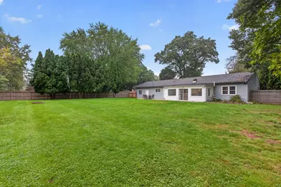 163 Robinson Road, Jackson, MI 49203 - Photo 58