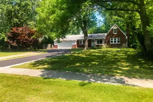 19328 Poinciana St, Bedford, MI 48240 - Photo 2