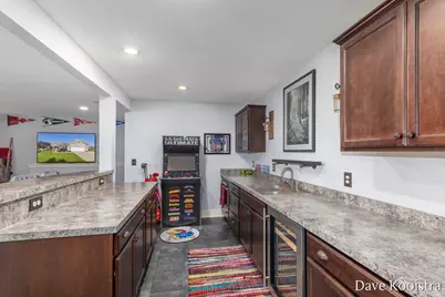 1011 Dreamfield Drive SE, Byron Center, MI 49315 - Photo 32