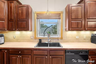 5595 Fieldstone Drive SW, Wyoming, MI 49418 - Photo 16