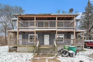 174 Cherry St, Battle Creek, MI 49017 - Photo 1