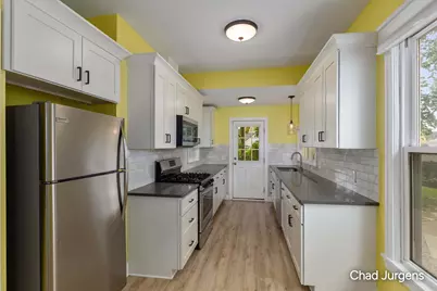 1036 Fairmount Street SE, Grand Rapids, MI 49506 - Photo 12