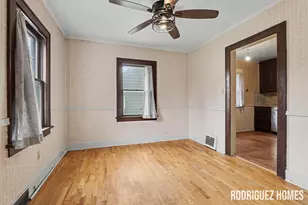 120 W 28th St, Holland, MI 49423 - Photo 8