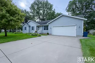3429 Scotch Pine Dr, Muskegon, MI 49444 - Photo 6