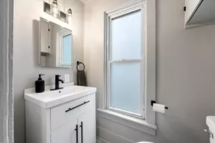 1570 Quarry Ave NW, Grand Rapids, MI 49504 - Photo 18