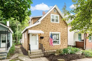 1570 Quarry Ave NW, Grand Rapids, MI 49504 - Photo 1