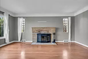 22400 Petersburg Ave, Eastpointe, MI 48021 - Photo 6