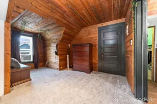 312 S Irving St, Greenville, MI 48838 - Photo 32