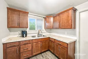 717 Whalen Court Northwest, Grand Rapids, MI 49504 - Photo 10