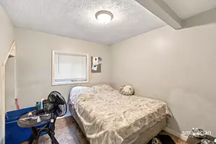 717 Whalen Court Northwest, Grand Rapids, MI 49504 - Photo 8
