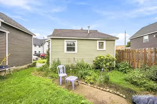 717 Whalen Court Northwest, Grand Rapids, MI 49504 - Photo 2