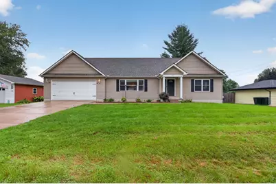 332 Cherokee Lane, Jackson, MI 49202 - Photo 1
