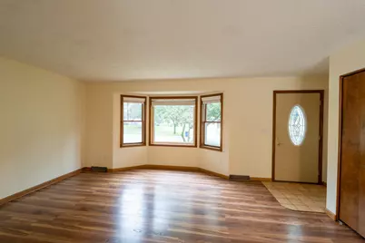 890 Gabrielle Court NE, Grand Rapids, MI 49505 - Photo 8