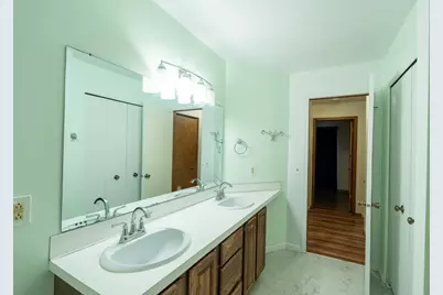 890 Gabrielle Court NE, Grand Rapids, MI 49505 - Photo 20