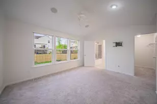 6261 Maplehurst Dr, Ypsilanti, MI 48197 - Photo 16