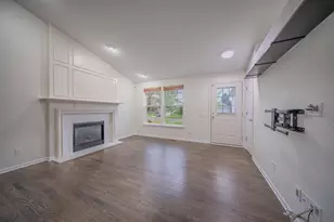 6261 Maplehurst Dr, Ypsilanti, MI 48197 - Photo 6