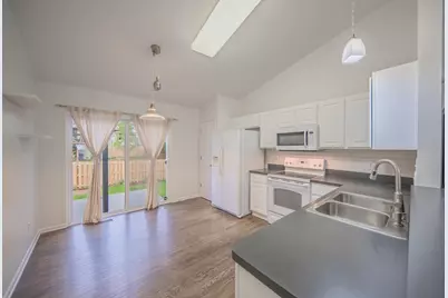6261 Maplehurst Drive, Ypsilanti, MI 48197 - Photo 10