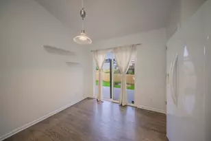 6261 Maplehurst Dr, Ypsilanti, MI 48197 - Photo 14
