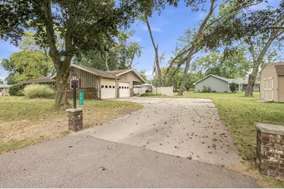 621 Manitou Road, Saint Joseph, MI 49085 - Photo 4