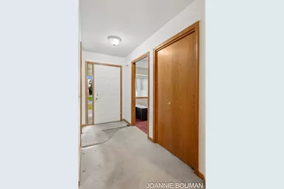 1963 Lakeview Drive, Zeeland, MI 49464 - Photo 4