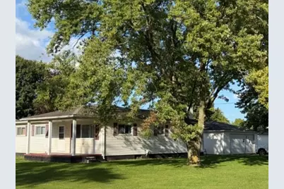 396 S Silver Street, Bad Axe, MI 48413 - Photo 2