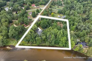 14500 190th Ave, Big Rapids, MI 49307 - Photo 2