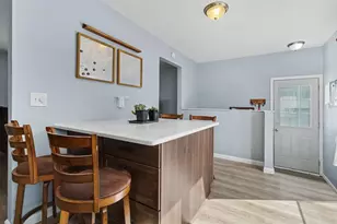 9880 Van Buren St, Belleville, MI 48111 - Photo 6