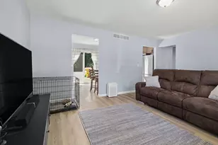 9880 Van Buren St, Belleville, MI 48111 - Photo 10