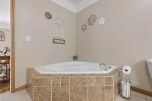 415 N East St, Morenci, MI 49256 - Photo 16