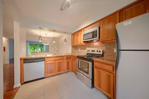 672 Greenhills Dr, Ann Arbor, MI 48105 - Photo 8