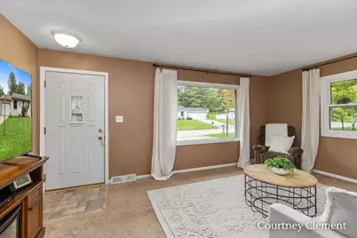 5108 Pleasant Creek Avenue NE, Comstock Park, MI 49321 - Photo 4