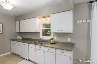 5108 Pleasant Creek Avenue NE, Comstock Park, MI 49321 - Photo 10