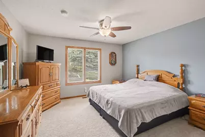 898 Mid Bluff Drive, Zeeland, MI 49464 - Photo 16