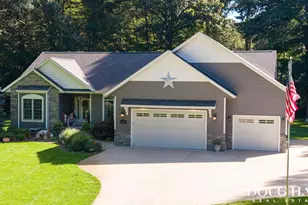 12860 Woodhaven Dr, Grand Haven, MI 49417 - Photo 4