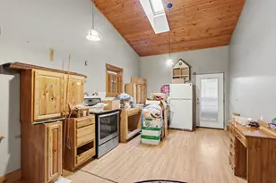 7144 E 5 Point Hwy, Eaton Rapids, MI 48827 - Photo 16