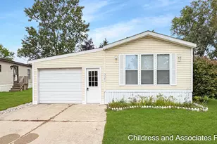 321 Valley Oak Dr, Coopersville, MI 49404 - Photo 1