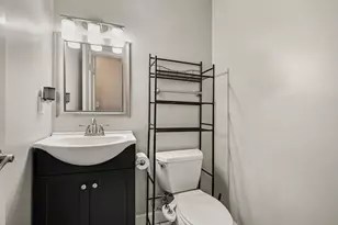 724 Crescent Rd, Jackson, MI 49203 - Photo 16