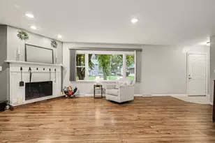 724 Crescent Rd, Jackson, MI 49203 - Photo 4
