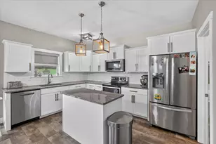 10019 Mulberry Ln, Grand Blanc, MI 48439 - Photo 14