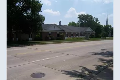 1901 Niles Avenue, Saint Joseph, MI 49085 - Photo 2