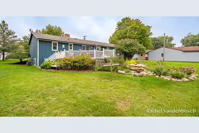 898 Hunt Street SE, Lowell, MI 49331 - Photo 36