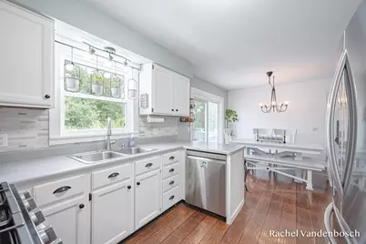 898 Hunt Street SE, Lowell, MI 49331 - Photo 8