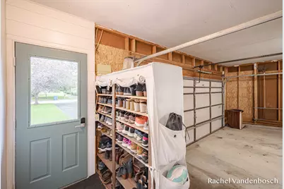898 Hunt Street SE, Lowell, MI 49331 - Photo 30