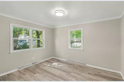 702 Fenimore Drive, Kalamazoo, MI 49048 - Photo 14