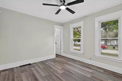 1009 Adams Street SE, Grand Rapids, MI 49507 - Photo 14