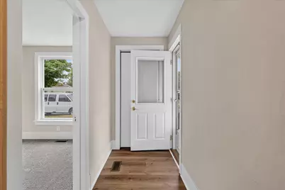 124 Washington Street, Sparta, MI 49345 - Photo 16