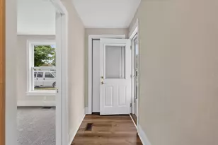 124 Washington St, Sparta, MI 49345 - Photo 16