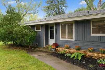 815 W 24th Street, Holland, MI 49423 - Photo 2