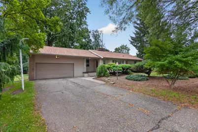2400 Smiley Way, Jackson, MI 49203 - Photo 2